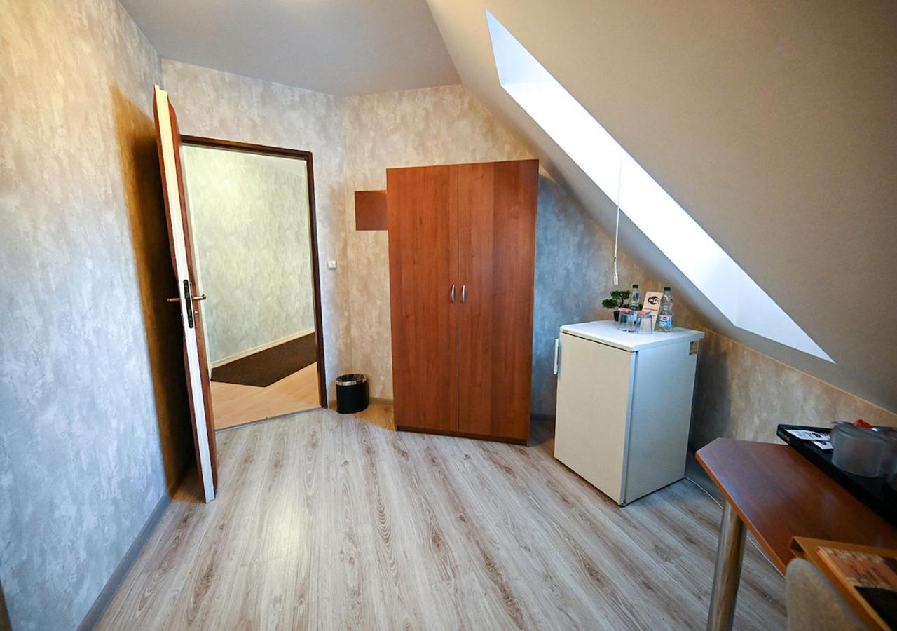 Penzion Pri Parku Trencin Exterior photo