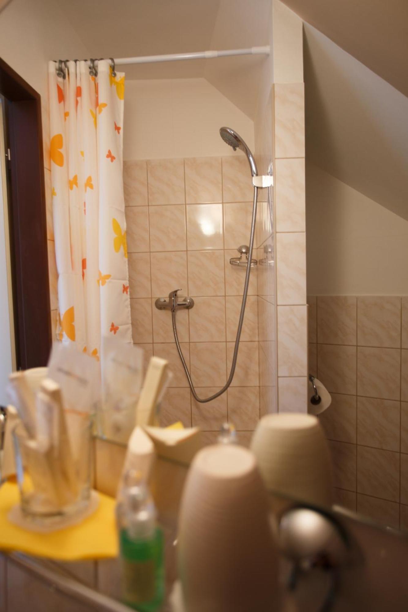 Penzion Pri Parku Trencin Room photo